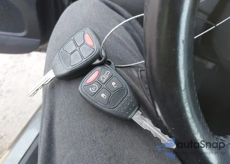 2012 Chrysler 200 Limited z USA, uszkodzony, nr VIN 1C3CCBCB7CN140829